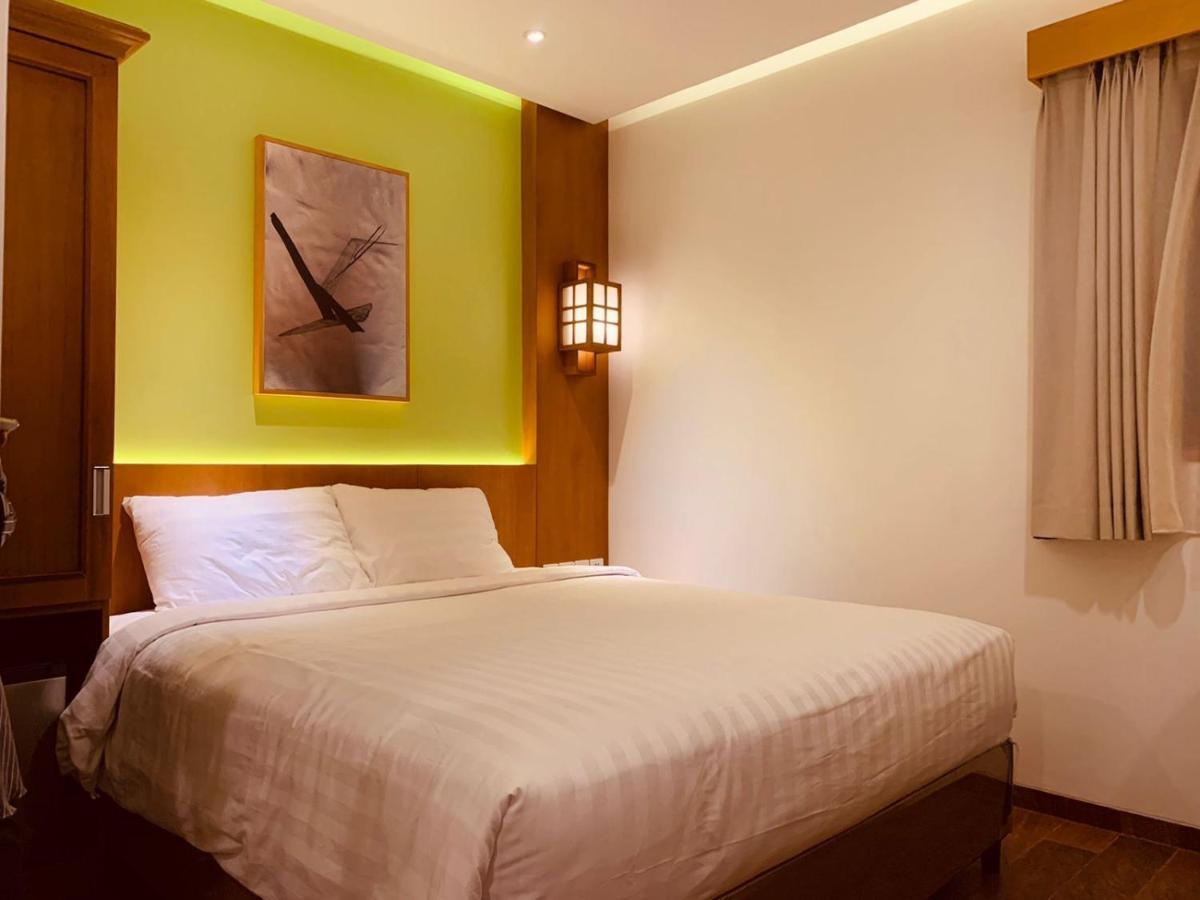 Unuma Hotel Джакарта Екстериор снимка