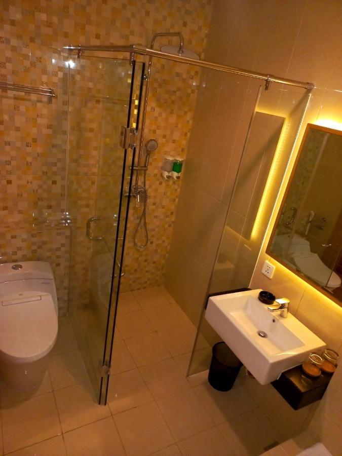 Unuma Hotel Джакарта Екстериор снимка